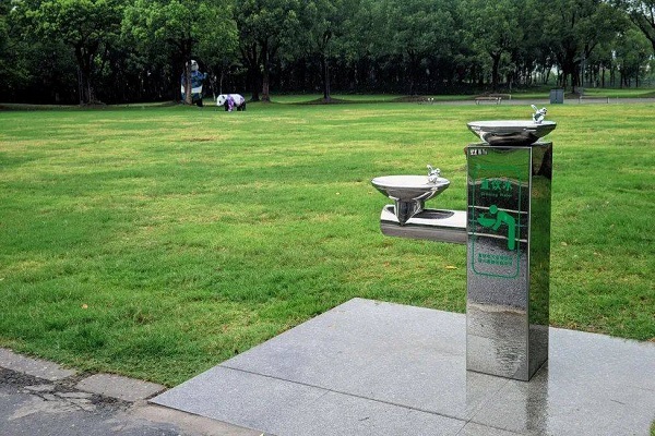 深圳學(xué)校直飲水檢測(cè)多長(zhǎng)時(shí)間檢測(cè)一次？直飲水檢測(cè)項(xiàng)目指標(biāo)有哪些？