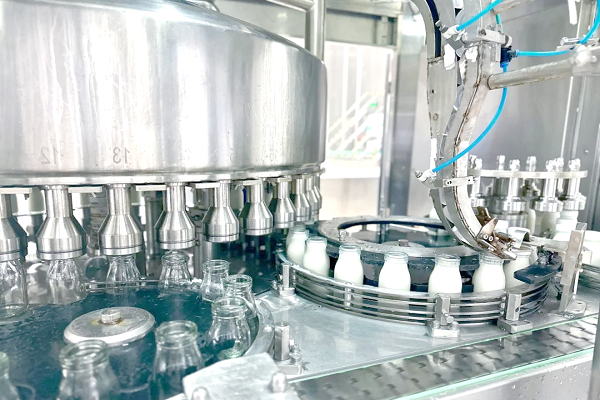 牛奶生產(chǎn)車(chē)間潔凈室檢測(cè)項(xiàng)目主要包含哪些？無(wú)塵室第三檢測(cè)主要檢查哪些項(xiàng)?